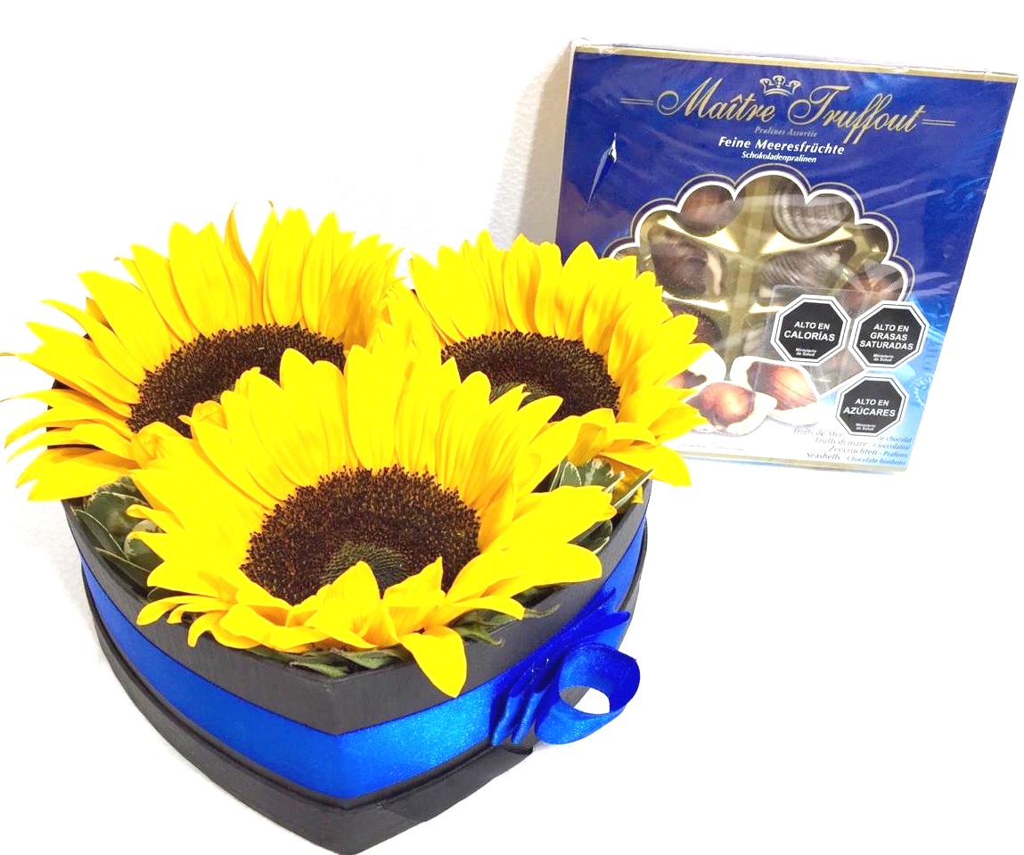 Caja Corazn 3 Girasoles ms Bombones de 250 Gramos